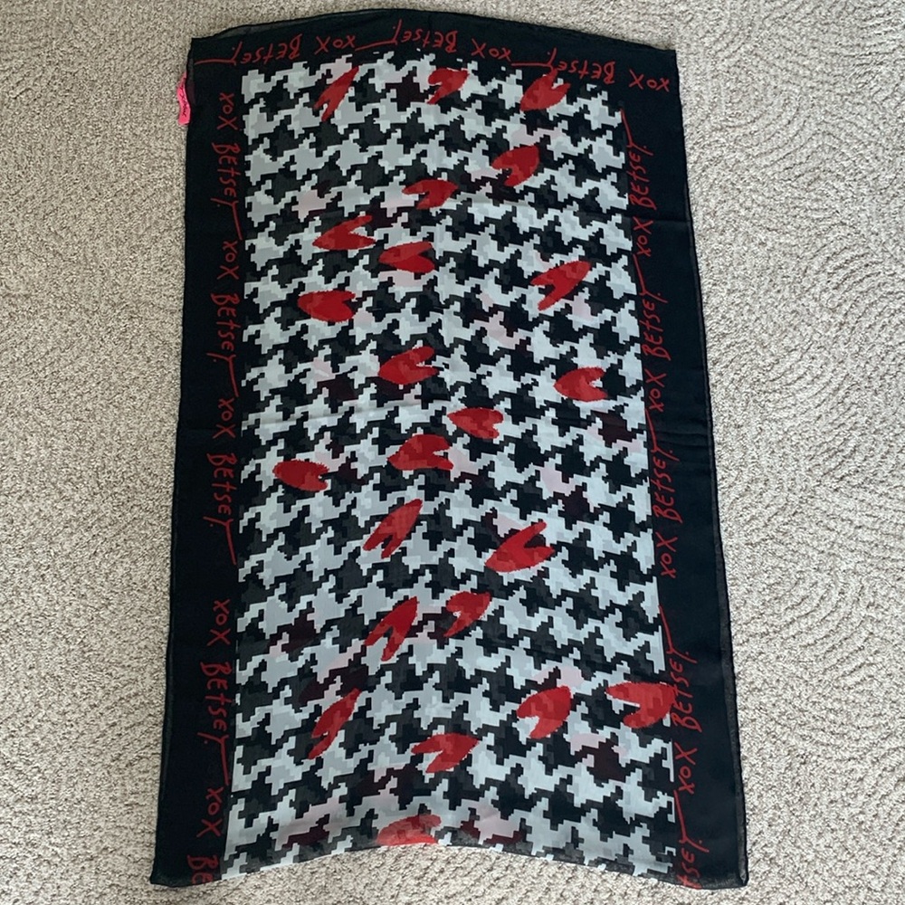 Betsey Johnson Black and Red Houndstooth Scarf